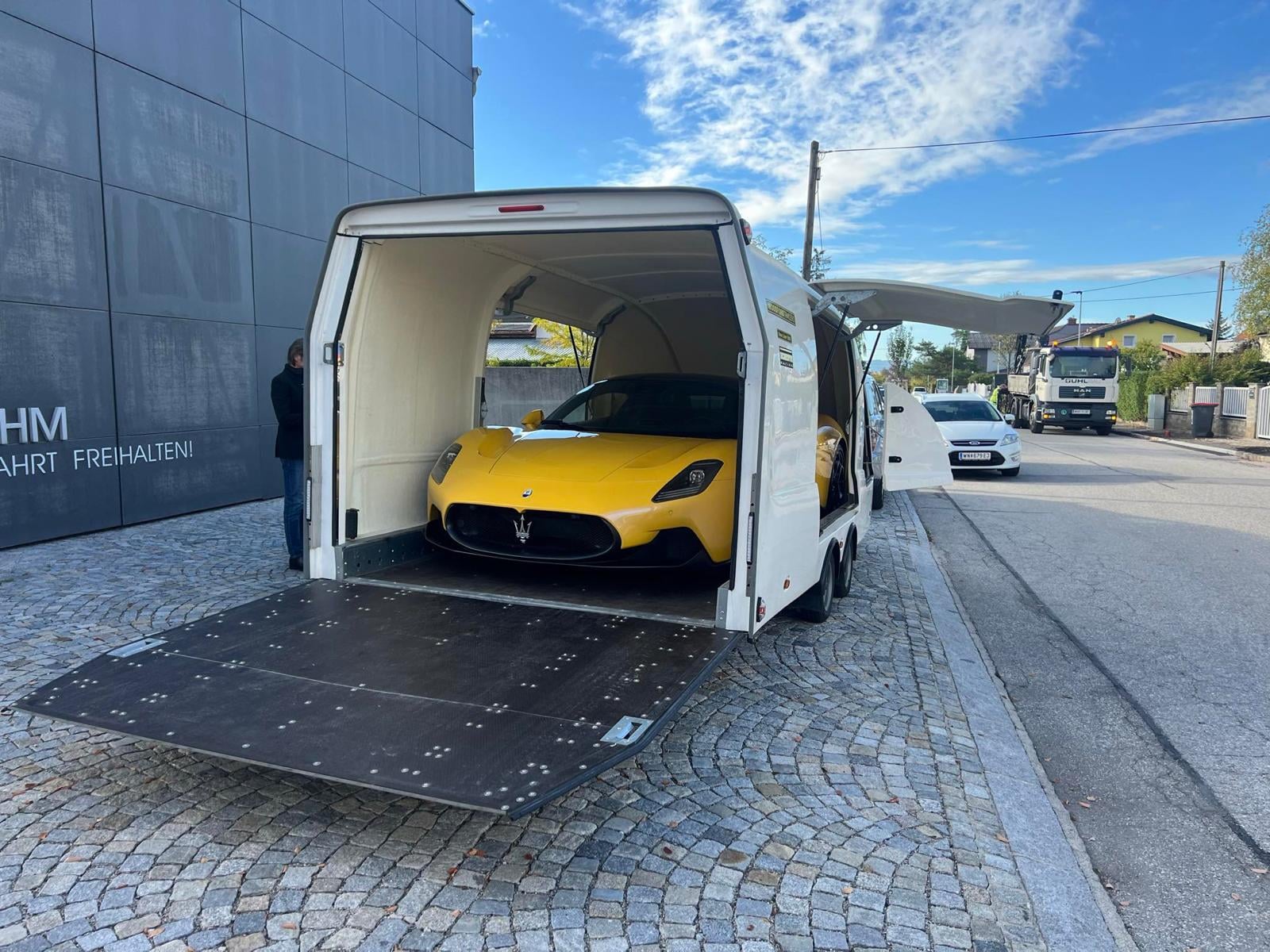 Maserati im Transport